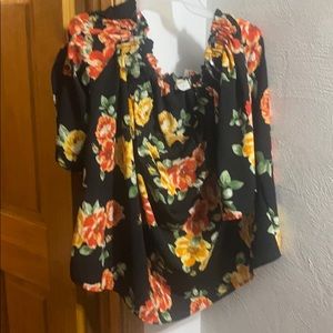 2X Front V cut blouse flowers 🌺 🌼
